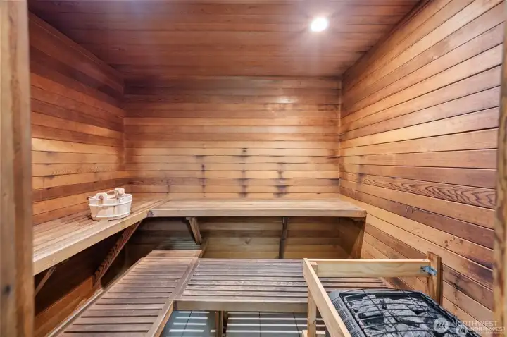 Two sauna's, separated for privacy