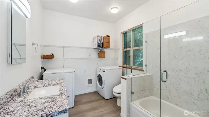 Guest House Bathroom