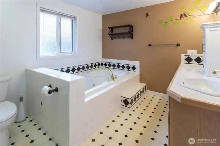 Main Bath with jacuzzi Tub