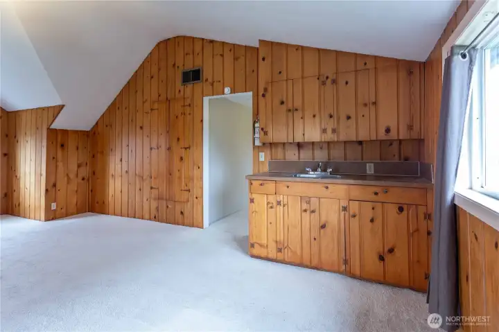 Super cool bonus room