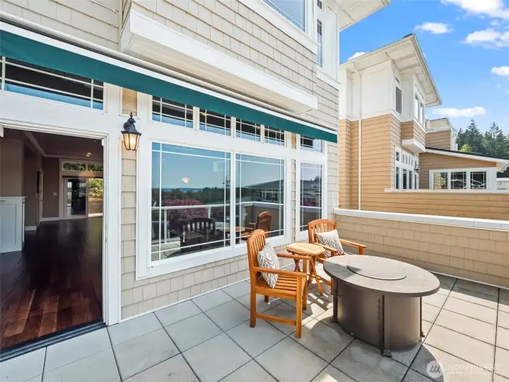 The remote controlled awning spans the entire patio, making it ideal for year 'round use