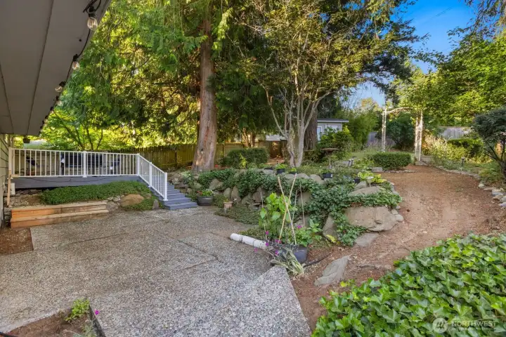 Wonderfully Landscaped Wonderfully Landscaped