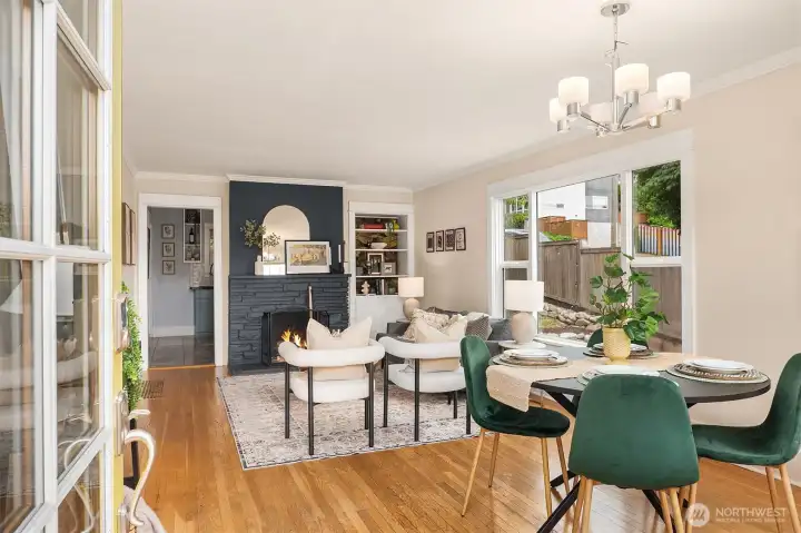 Living & dining upon entry