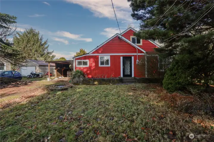 Attractive home, nestled in the trees.