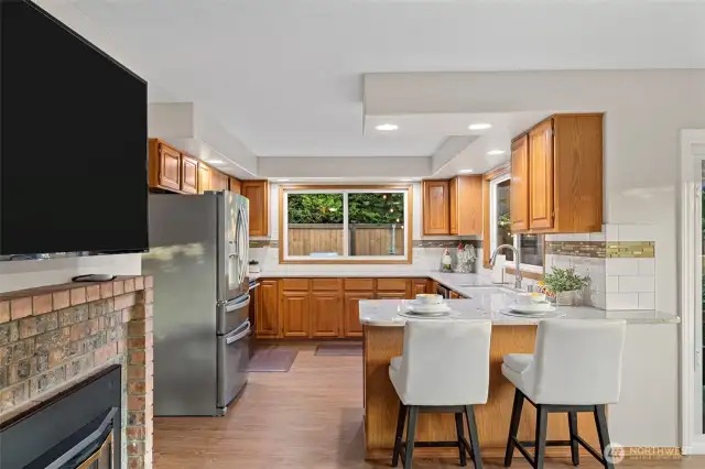 Solid Oak Cabinets