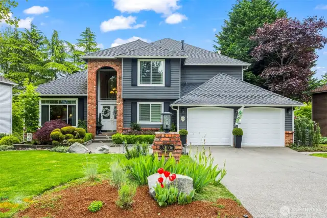 Welcome to 33006 48th Ave SW in the much desired Stone Brook community. Please check out all of the "Features and Benefits" that this home offers...