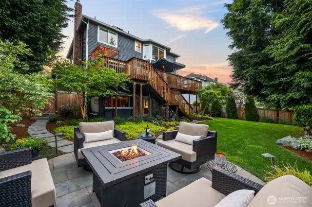 or enjoy countless nights below in the lower yard.