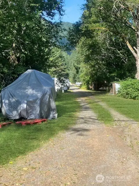 Private drive to the home and property!