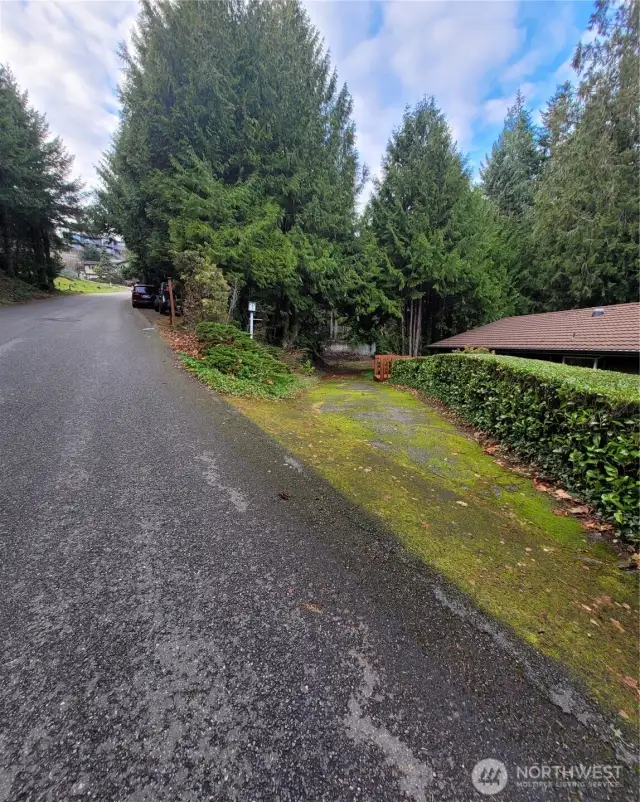 Entryway to Property