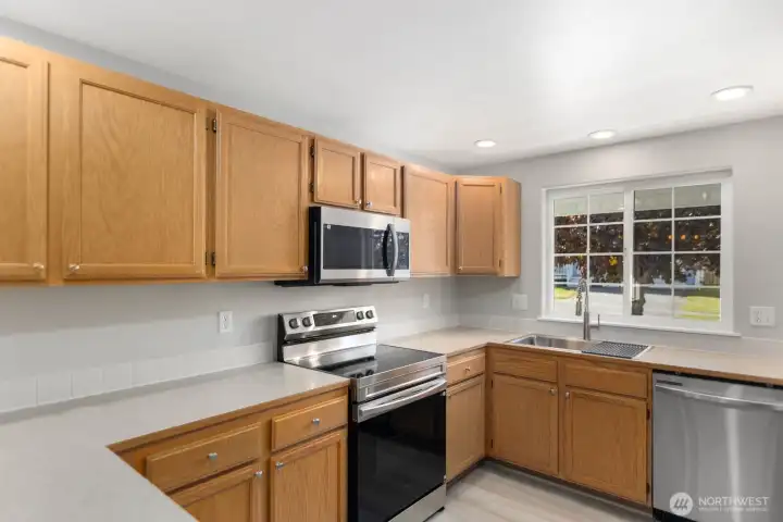 All new appliances in the kitchen