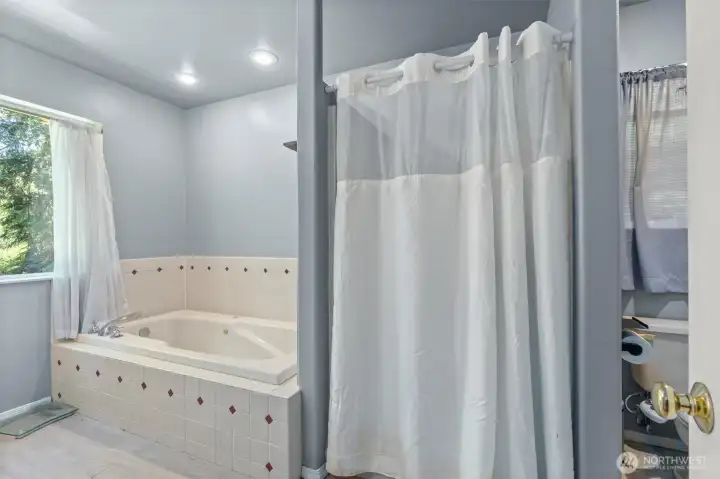 Primary Full Bathroom