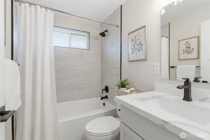 2nd full bath is ideal for guests