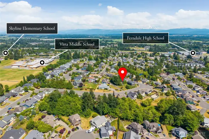In a wonderful neighborhood close to schools and downtown