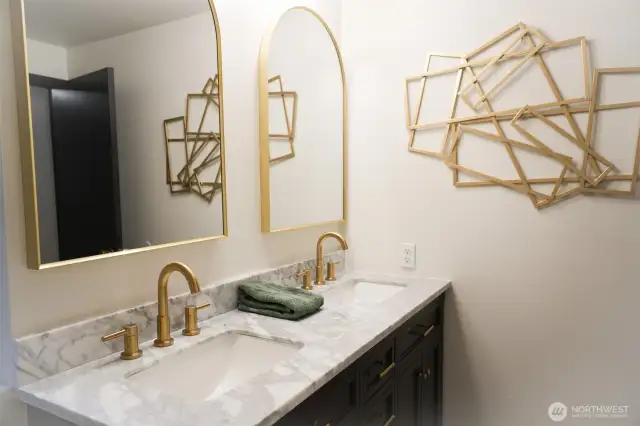 Main Floor Bathroom