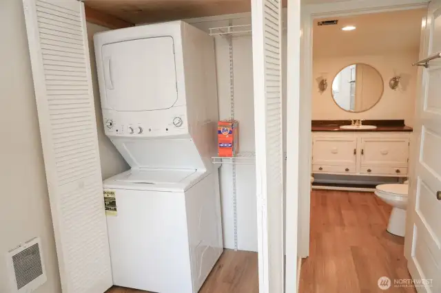 Washer/Dryer in Cabin