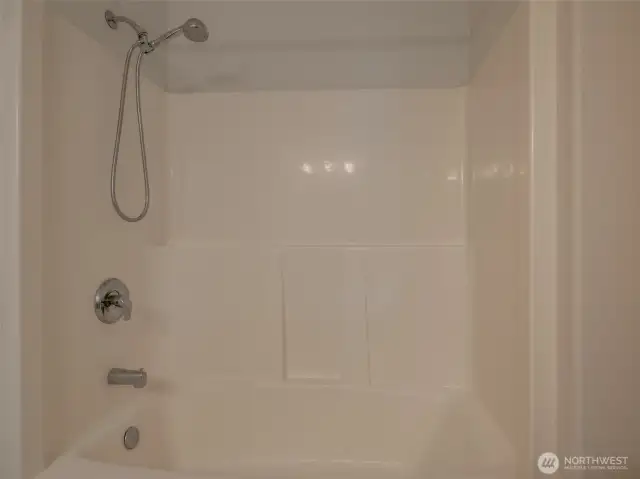 Hall bath tub