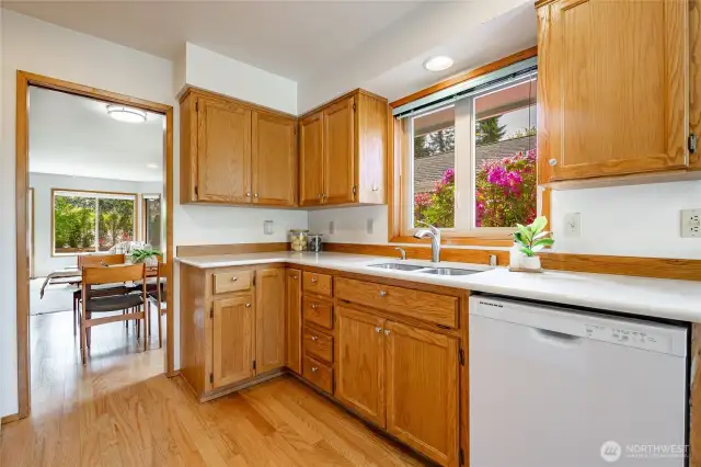 Sunny window over the sink, ez access to dining area