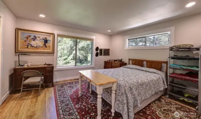 Primary suite