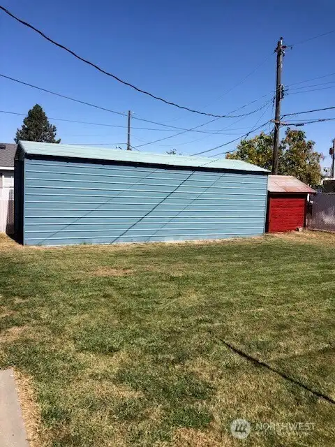 Nice boat or car shed and storage shed