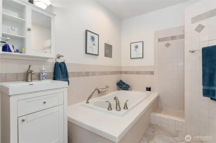 Primary bath