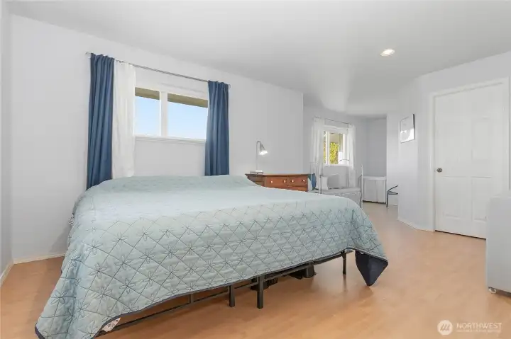 3rd upstairs bedroom