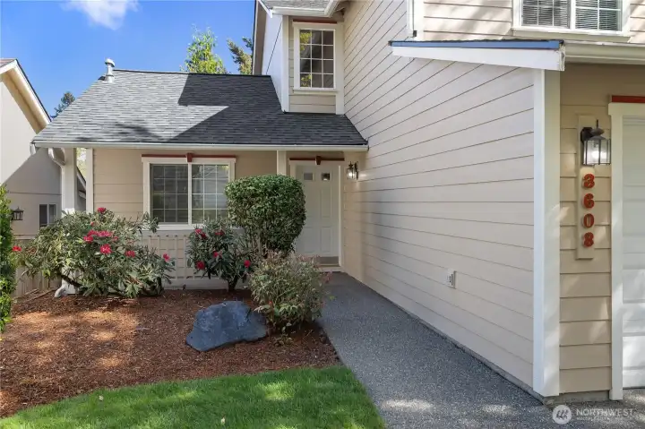A welcoming front porch to greet your guests. Front yards are maintained by the HOA