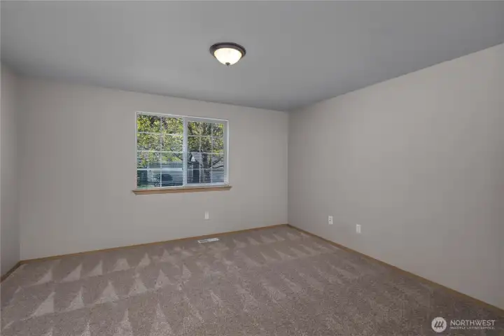 Spacious primary