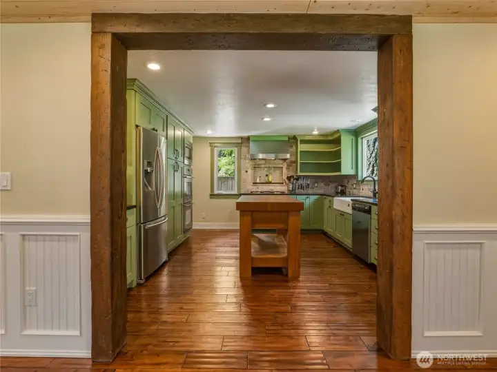 enter the most amazing kitchen you've ever seen!