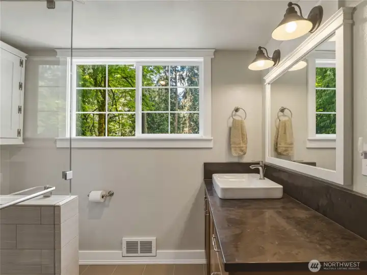 Main Bathroom upstairs