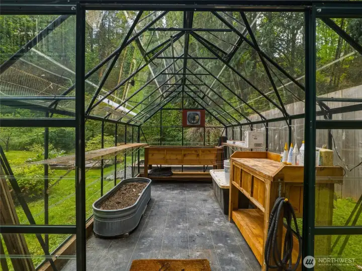fully equipped greenhouse