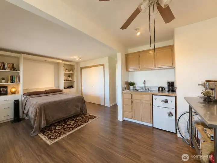 Kitchenette, this area and the other studio area both have space for small fridge, counter space for hot plate and toaster oven. Kitchenette, this area and the other studio area both have space for small fridge, counter space for hot plate and toaster oven.