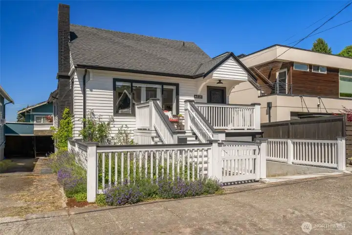 The shared driveway goes back to a carport - so three places to park a car and lots of space for storage, gear and hobbies! Plus you are around the corner from all the restaurants and cafés.