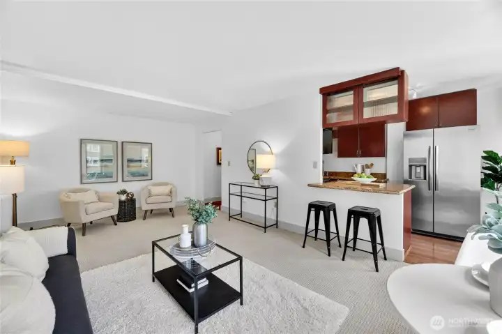 This light-filled 10th floor, end-unit, is the perfect starter home, pied-a-terre, or investment property.