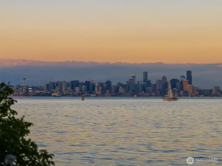 and then there's this... Magnificent views all times of the day. This photograph was around 7:30 on a spring evening. A truly enchanting waterfront retreat. and then there's this... Magnificent views all times of the day. This photograph was around 7:30 on a spring evening. A truly enchanting waterfront retreat.