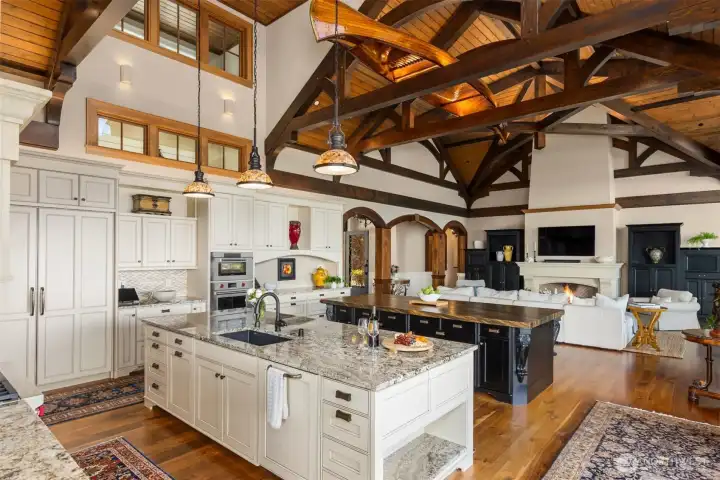 This room is so sophisticated...The woodwork, the scale, and the quality of construction just makes you appreciate the luxury... This room is so sophisticated...The woodwork, the scale, and the quality of construction just makes you appreciate the luxury...