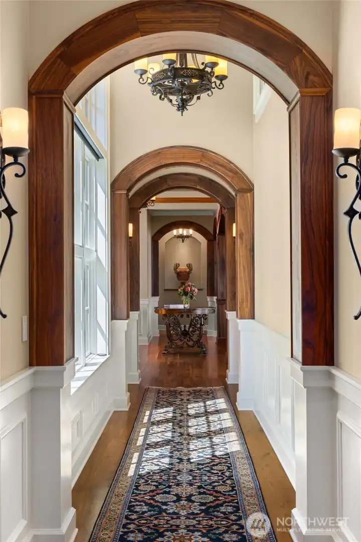 The hallways are so elegant... The hallways are so elegant...