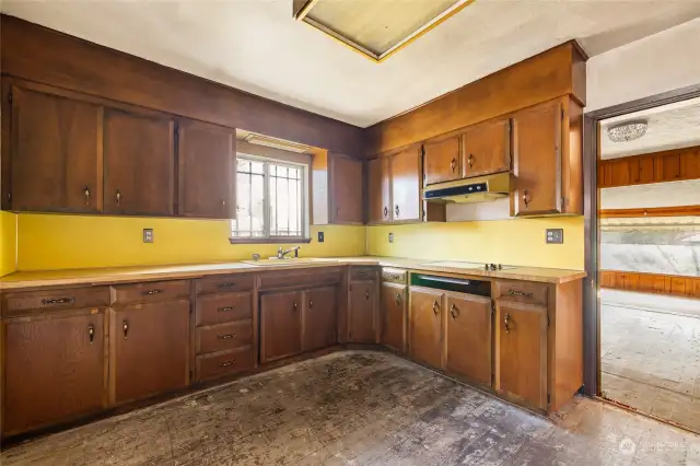 Large Kitchen