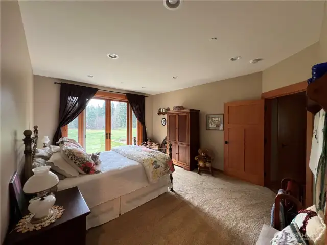 Guest Main Level