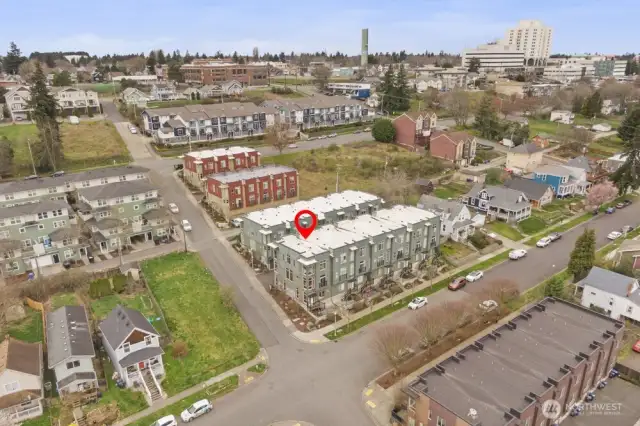 Aerial_front left