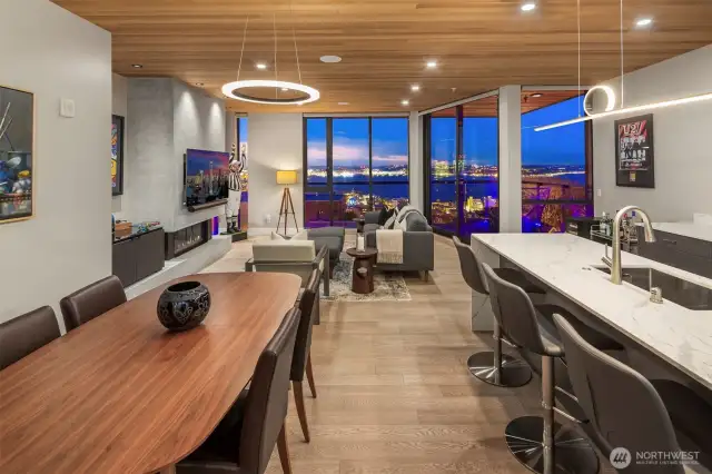 Clear cedar ceiling, floor to ceiling Fleetwood window Package, incredible views!