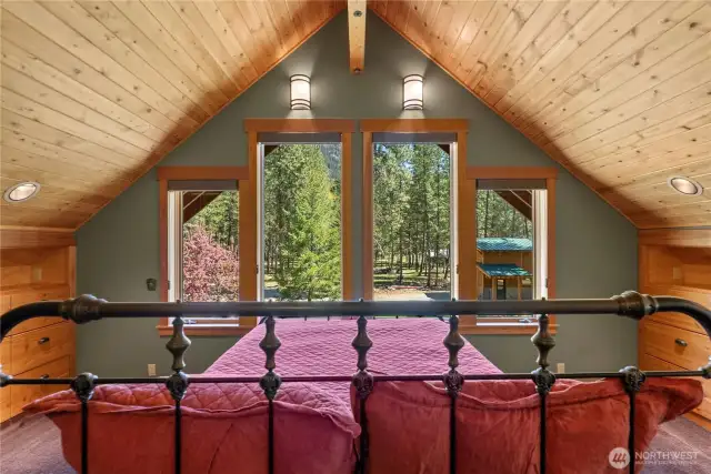 Master bed with Goat Wall Views!