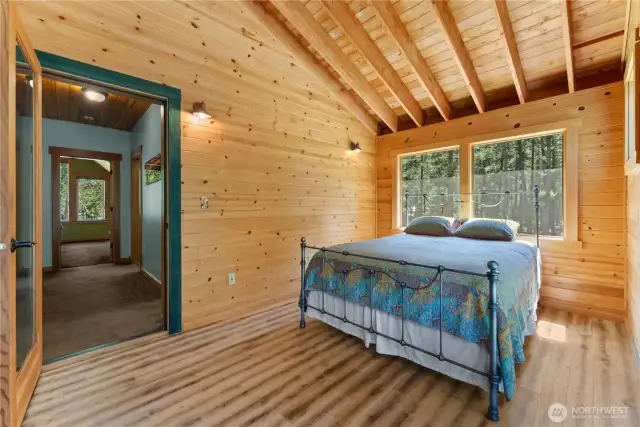 Indulge your fantasy of outdoor sleeping in fresh air!
