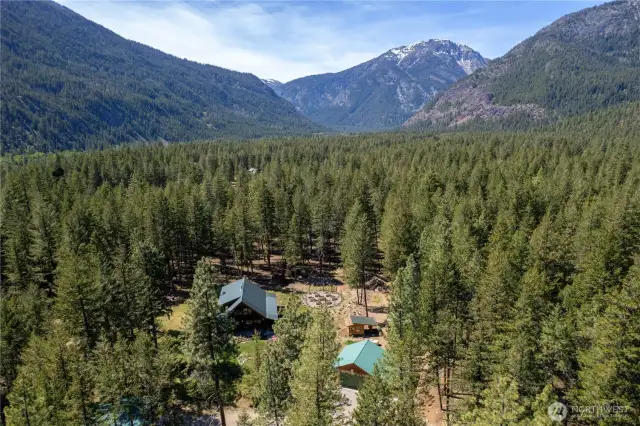 Close to Lost River, Monument Creek & Hart's Pass!