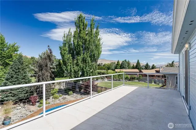 Deck off primary