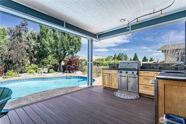 Outdoor kitchen