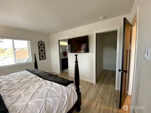 Walk-in Closet and Ensuite Bath