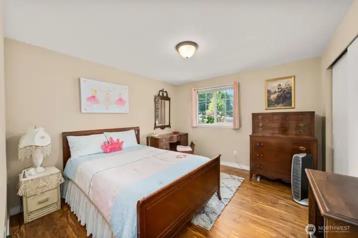 Large secondary bedroom with good sized closet.
