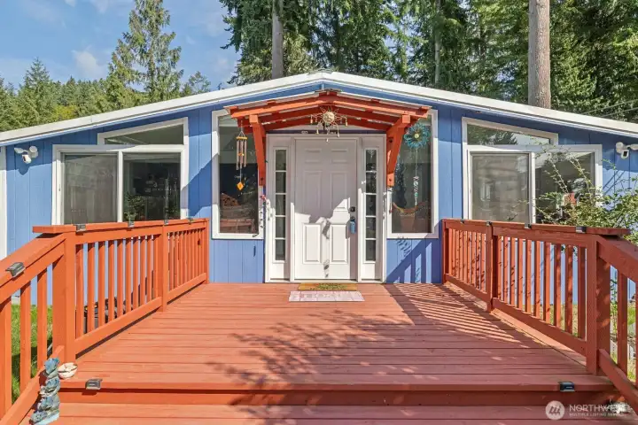 Spacious Deck