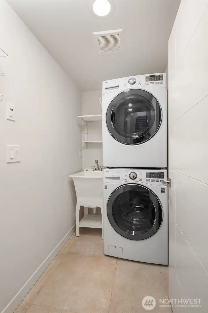 Laundry room on upper floor