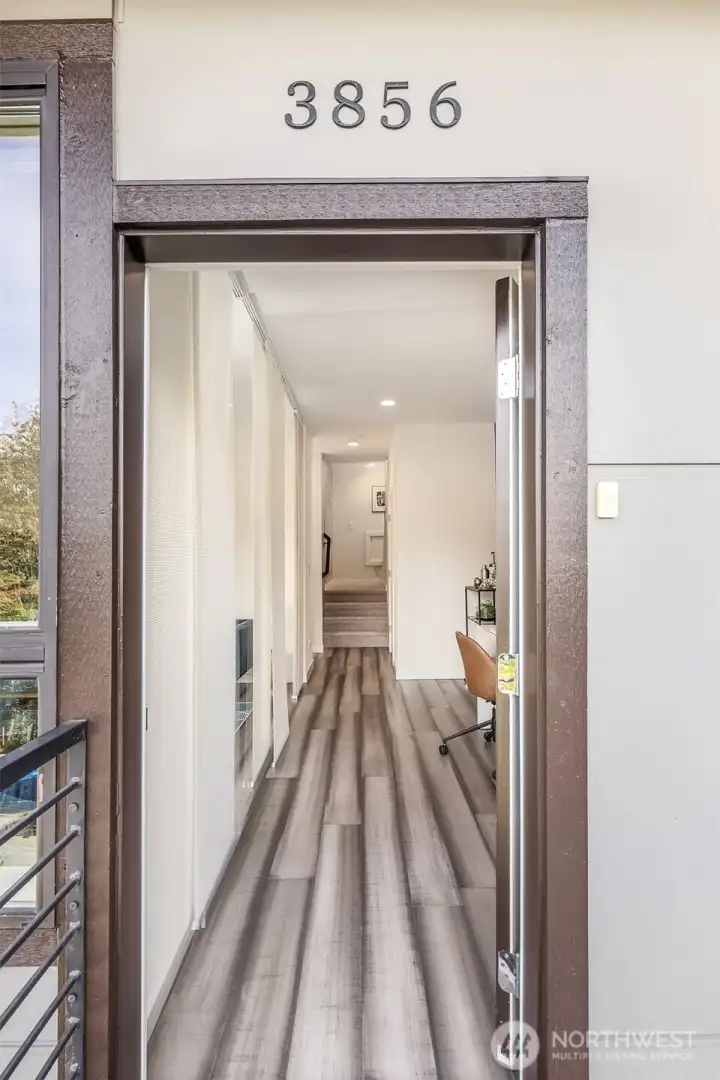Separate entry to lower level